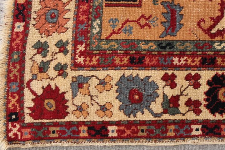 Antique Turkish Ushah rug