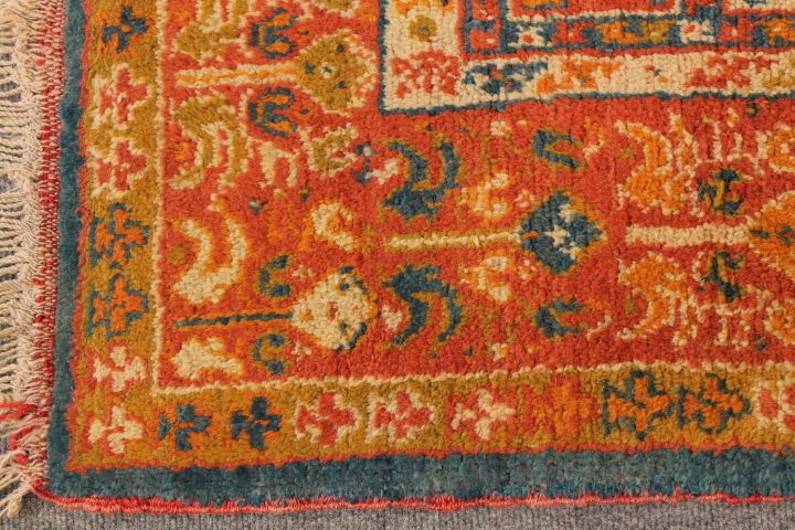 Antique ushak rug