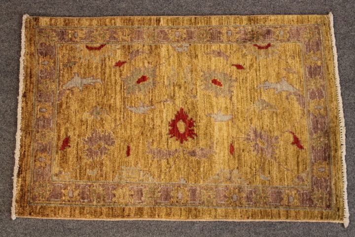 New Sultan Abad rug
