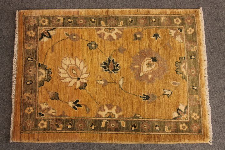 New Sultan Abad rug