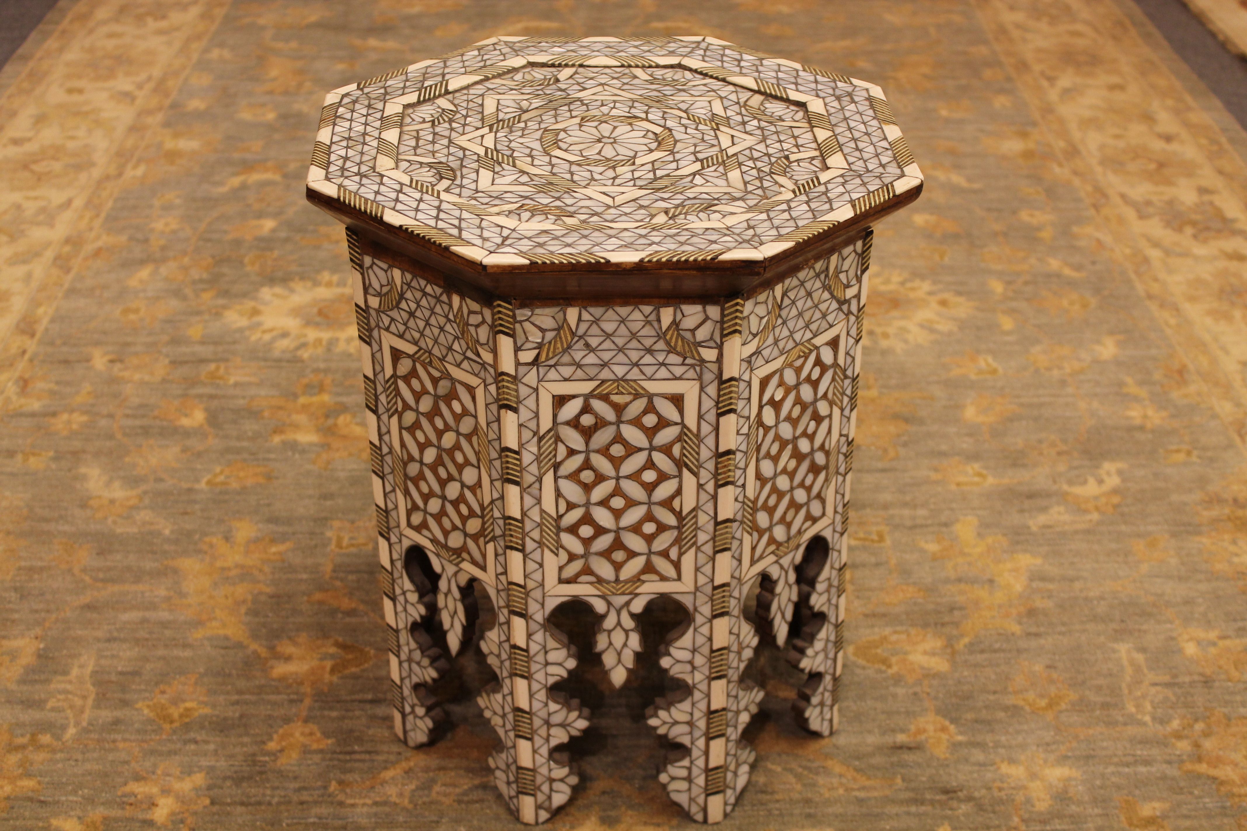 Coffee and tea tables