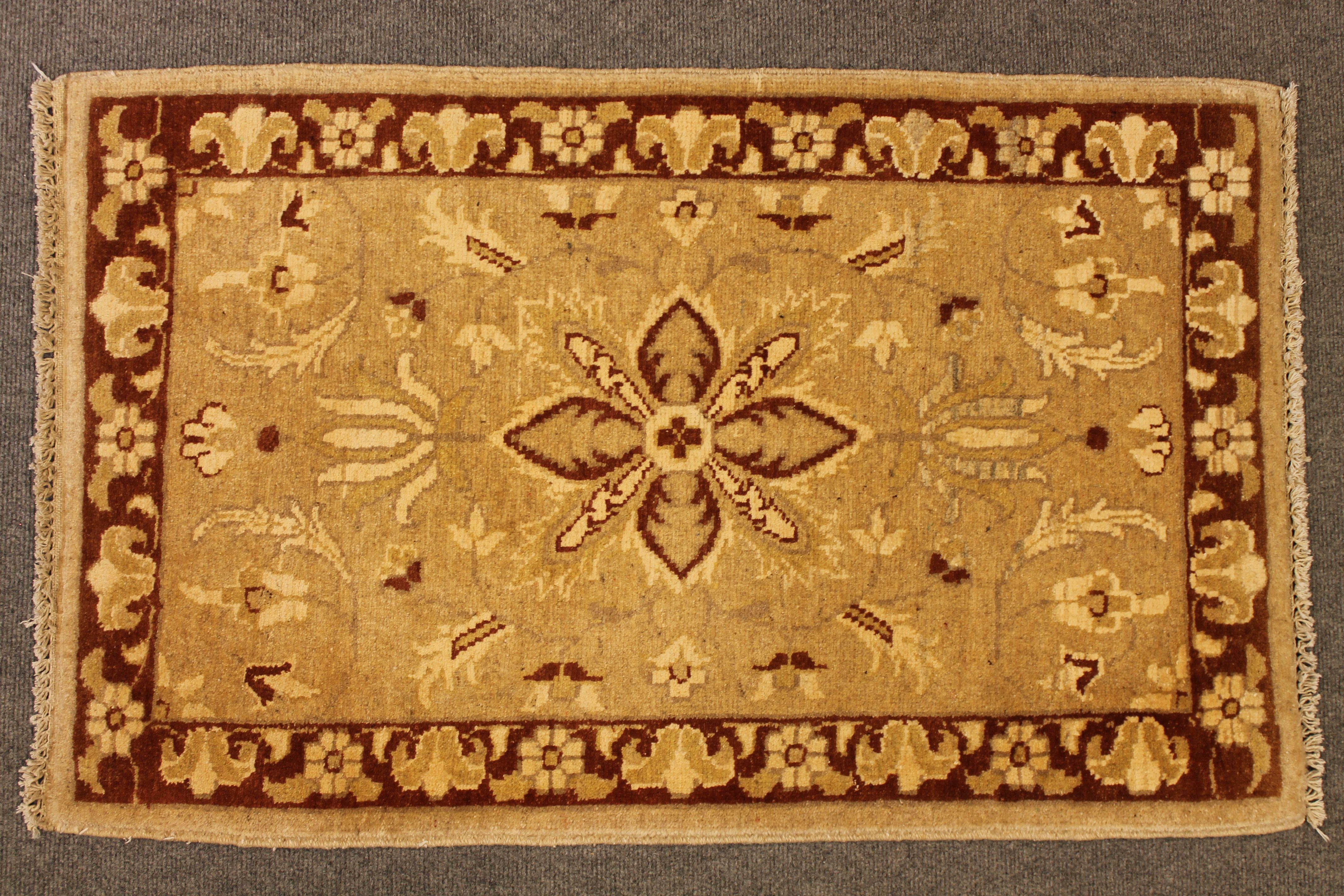 Zahra rug