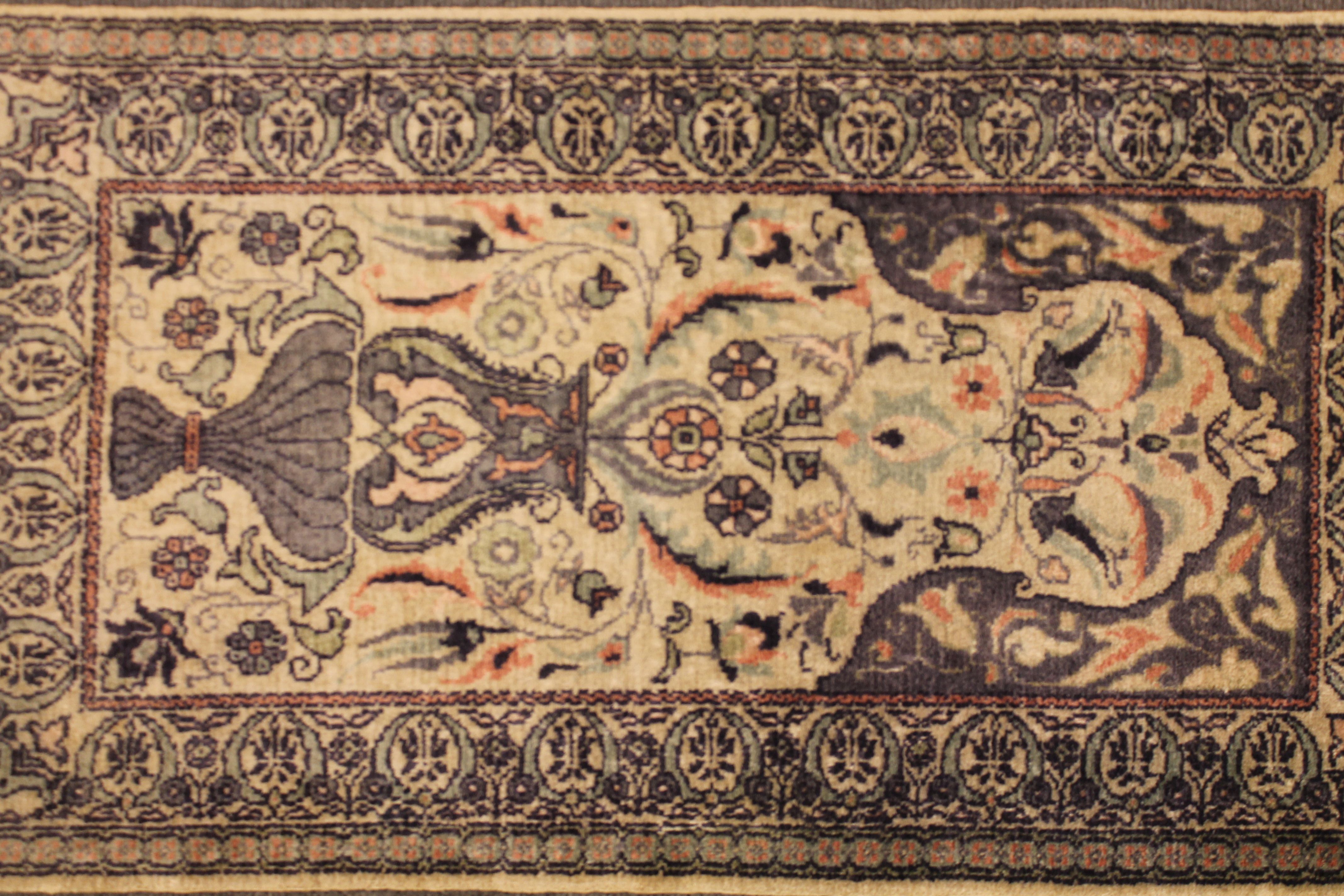Antique silk Hereke