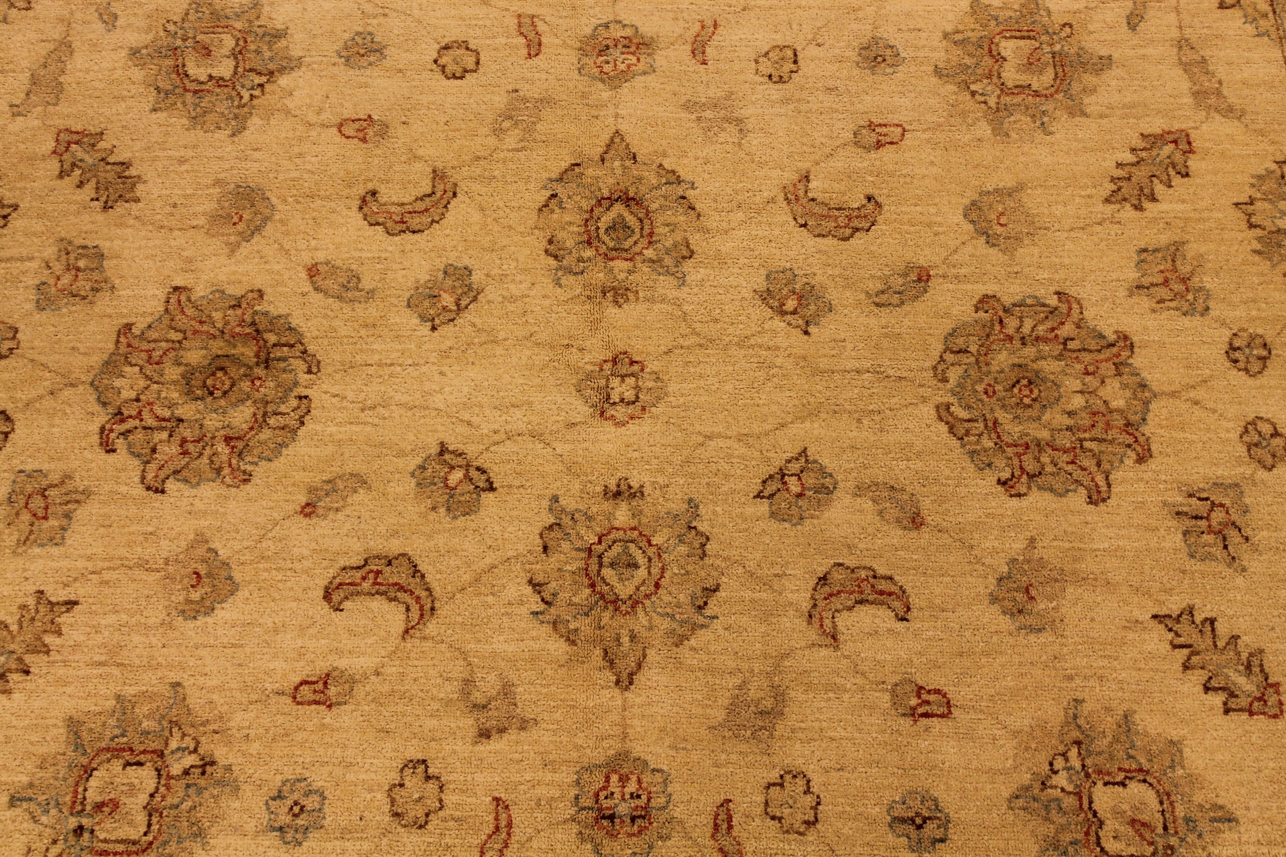 Floral wool rug