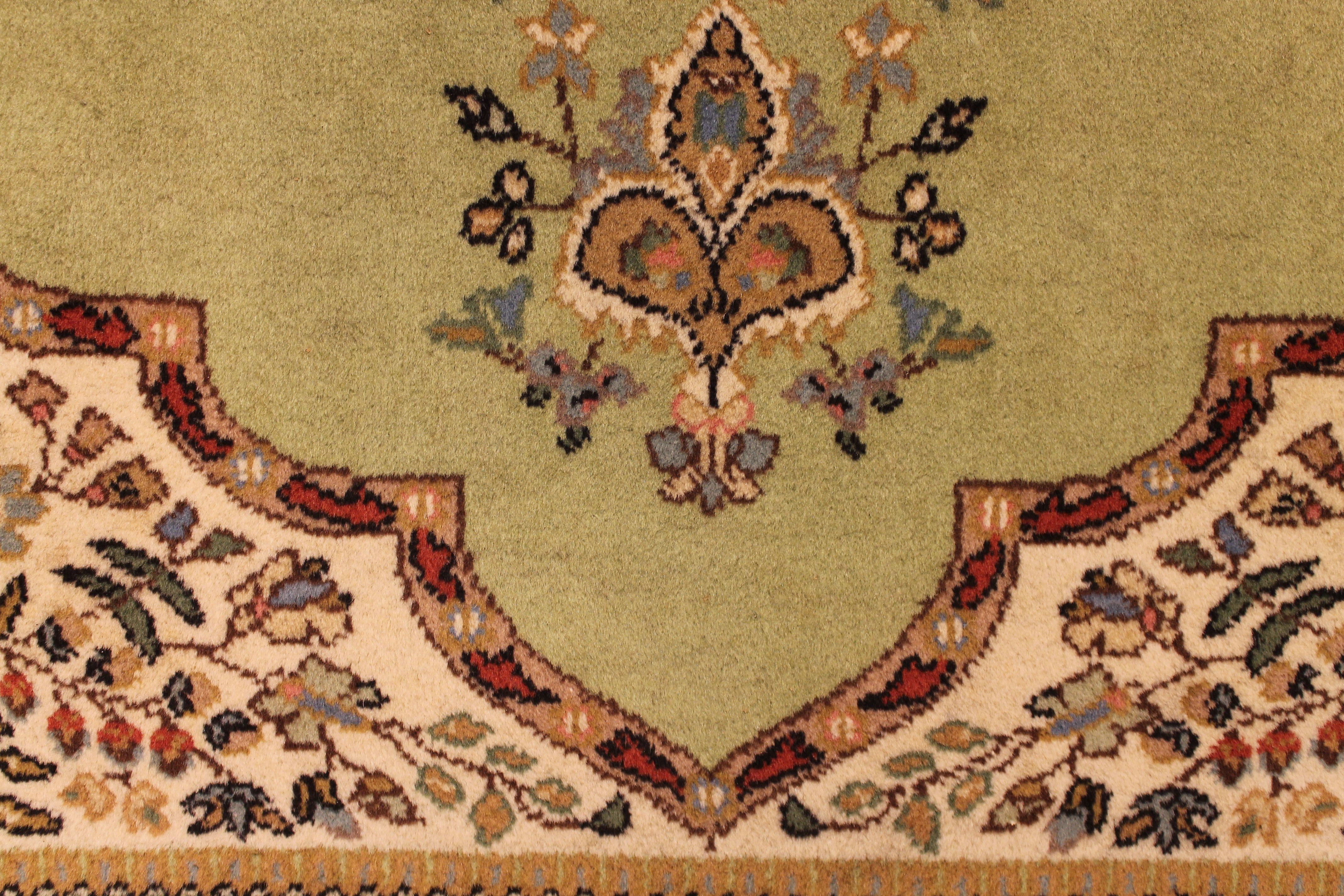 Bahra Rug