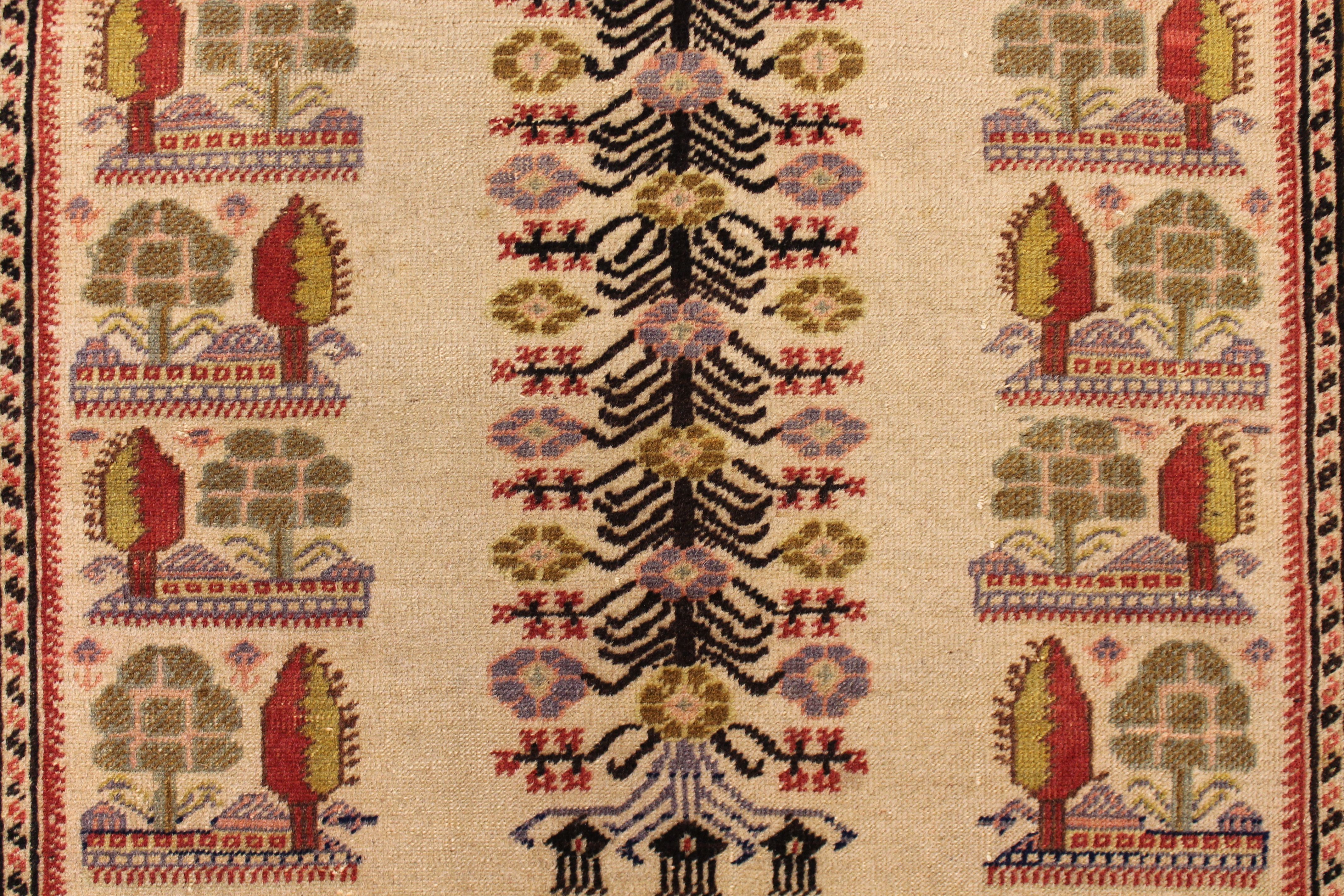 Qaisari rug