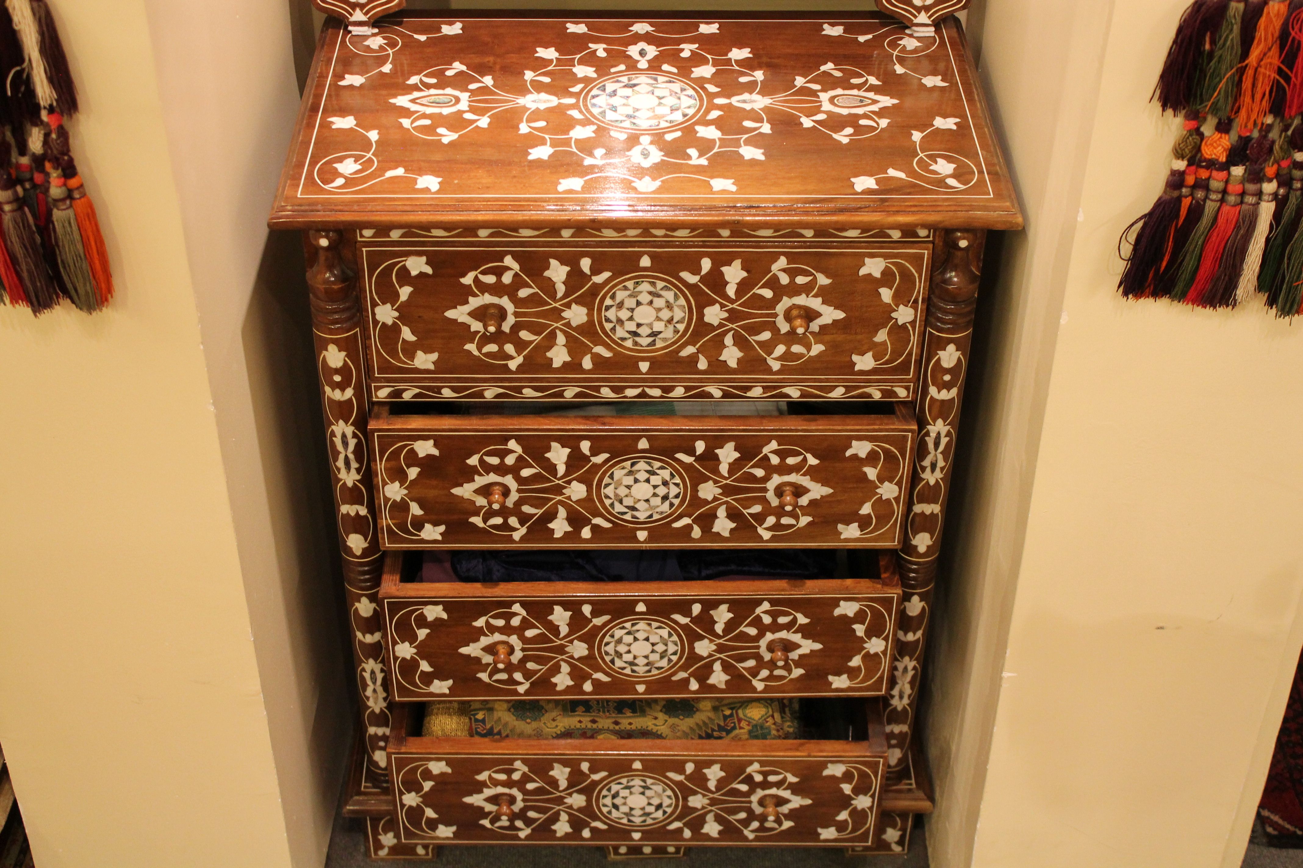 Vintage Ottoman Bureau2