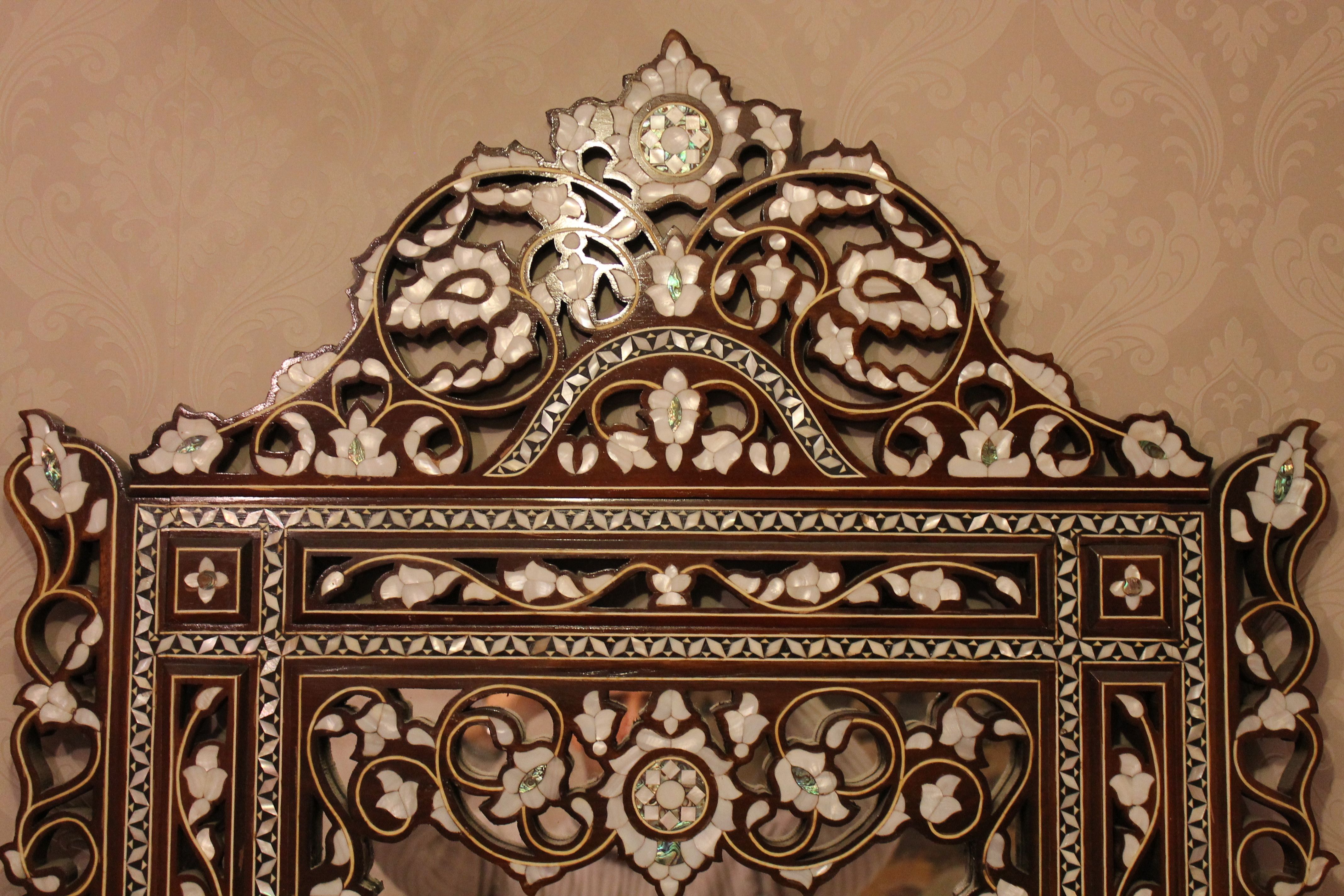Vintage Bureau Ottoman