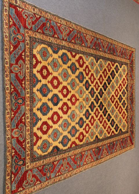 Iznik rug